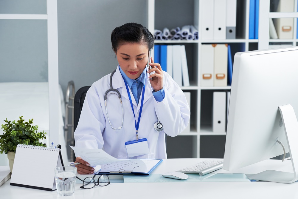 Doctor scheduling appointment via medical answering service