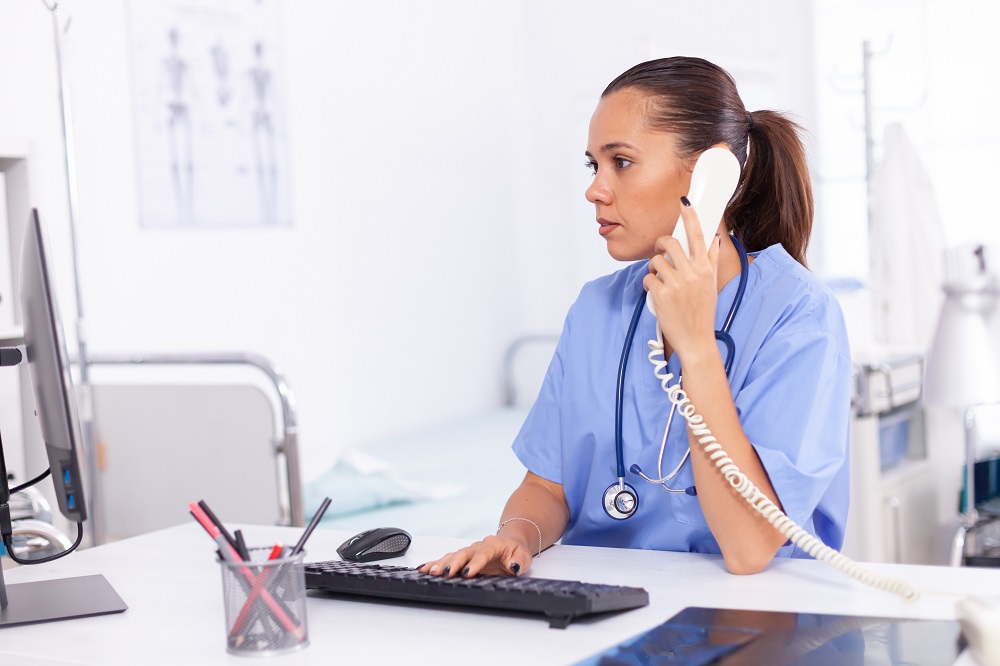 Benefits of Using an After-Hours Medical Office Answering Service